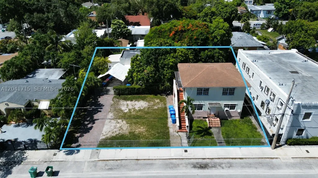 255 NW 32nd Street Miami FL 33127