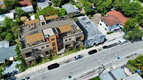 255 NW 32nd Street Miami FL 33127