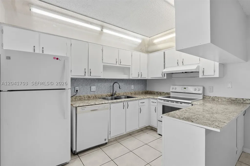 3118 Spanish Wells Drive Delray Beach FL 33445