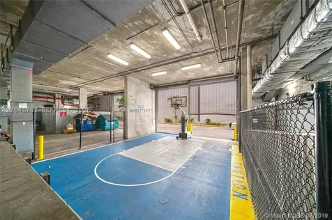 690 SW 1st Court Miami FL 33130