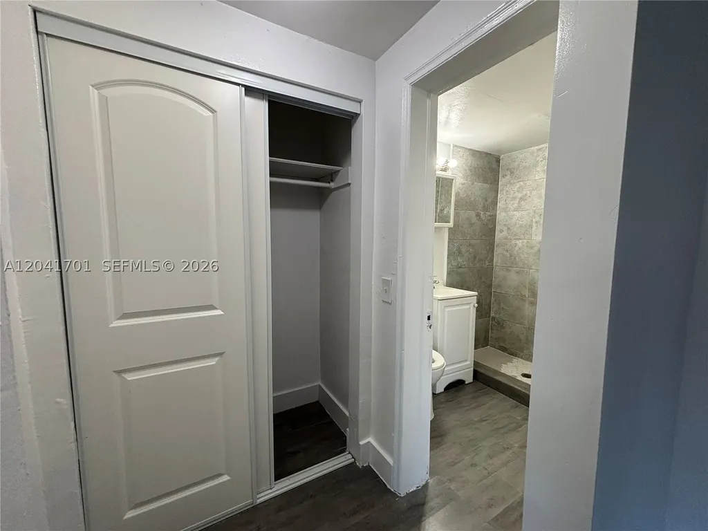 1843 Dewey Street Hollywood FL 33020