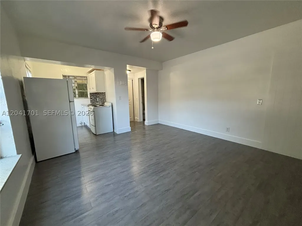 1843 Dewey Street Hollywood FL 33020