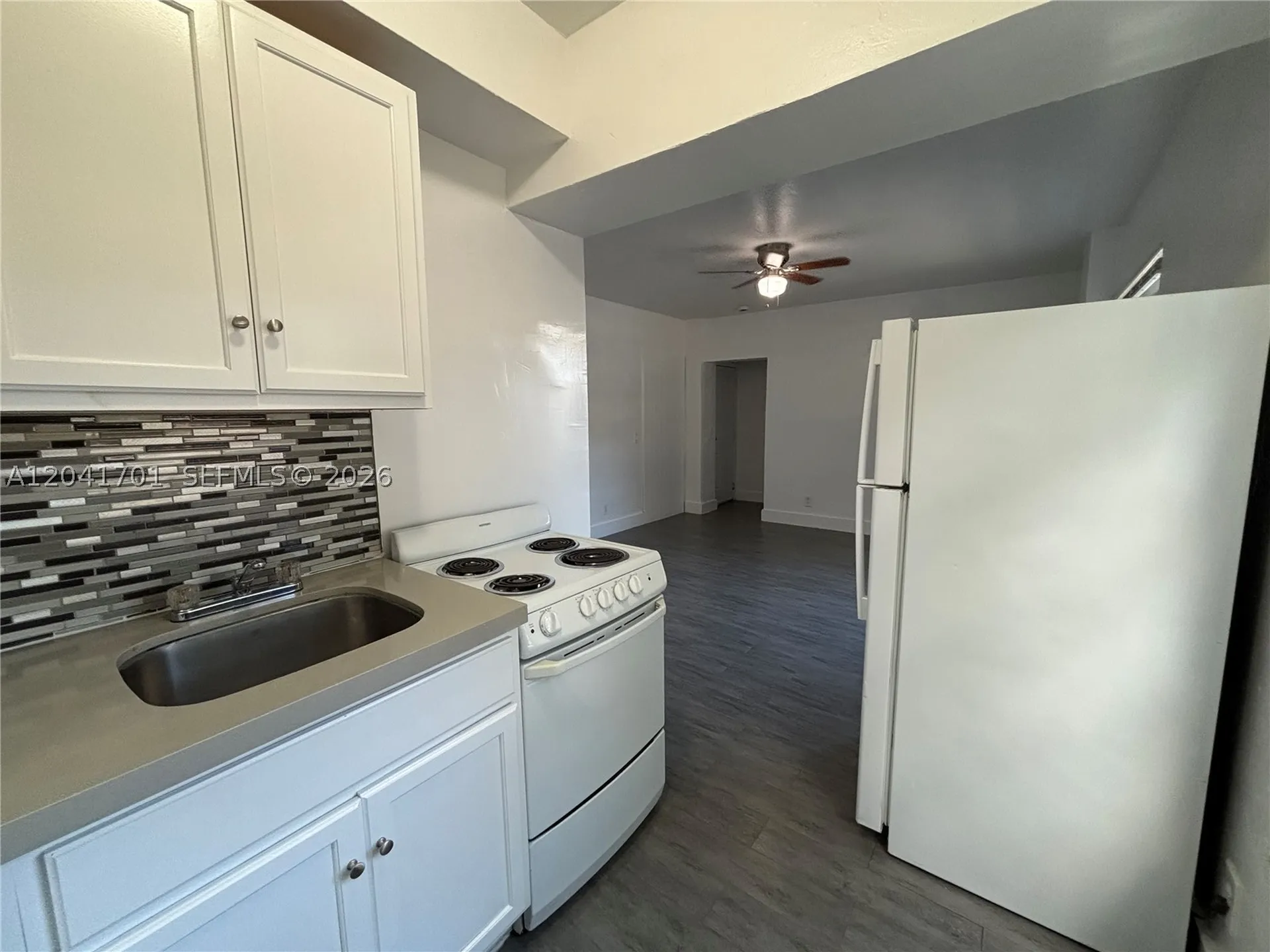 1843 Dewey Street Hollywood FL 33020