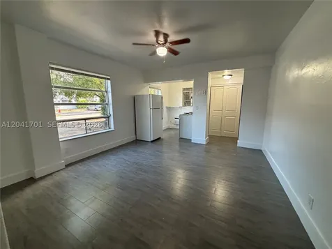 1843 Dewey Street Hollywood FL 33020