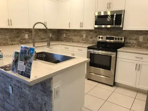 21018 NE 8th Avenue Miami FL 33179