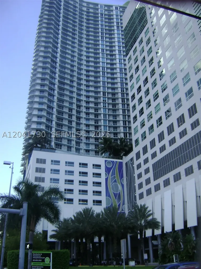185 SW 7th Street Miami FL 33130