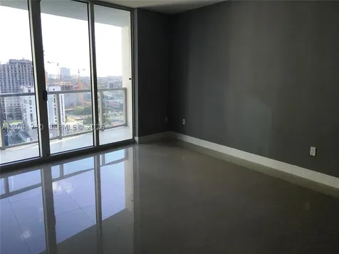 185 SW 7th Street Miami FL 33130