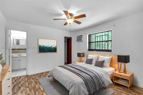 576 NW 147th Street Miami FL 33168