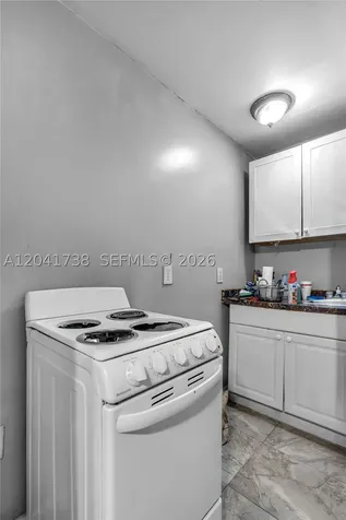 576 NW 147th Street Miami FL 33168