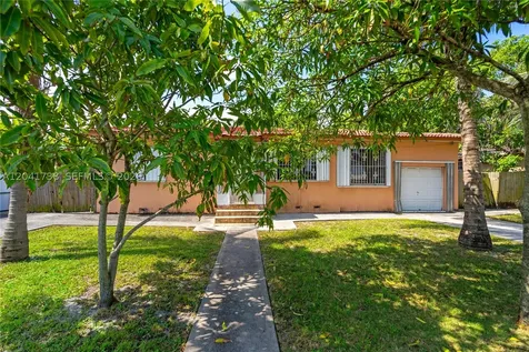 576 NW 147th Street Miami FL 33168