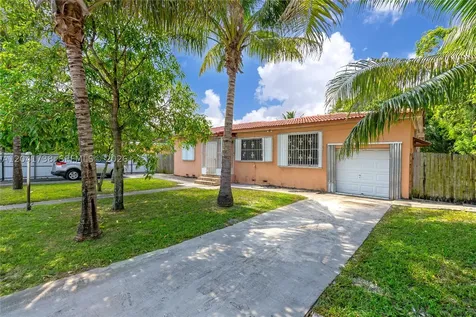 576 NW 147th Street Miami FL 33168