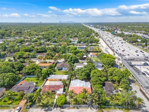 576 NW 147th Street Miami FL 33168