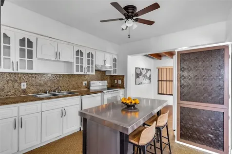 576 NW 147th Street Miami FL 33168