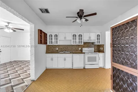576 NW 147th Street Miami FL 33168