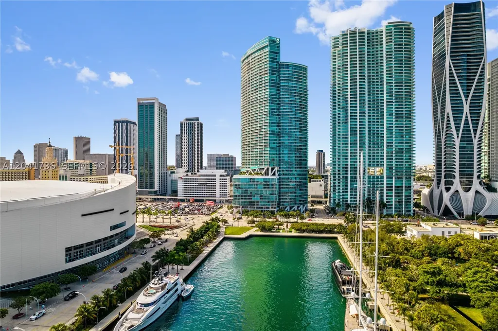 888 Biscayne Boulevard Miami FL 33132