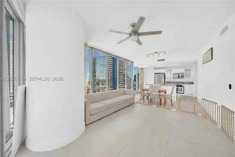 888 Biscayne Boulevard Miami FL 33132