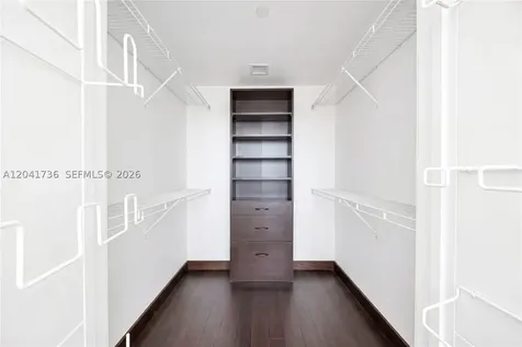888 Biscayne Boulevard Miami FL 33132