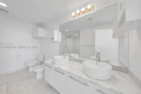 888 Biscayne Boulevard Miami FL 33132