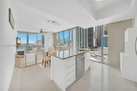 888 Biscayne Boulevard Miami FL 33132