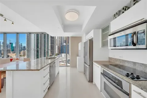 888 Biscayne Boulevard Miami FL 33132