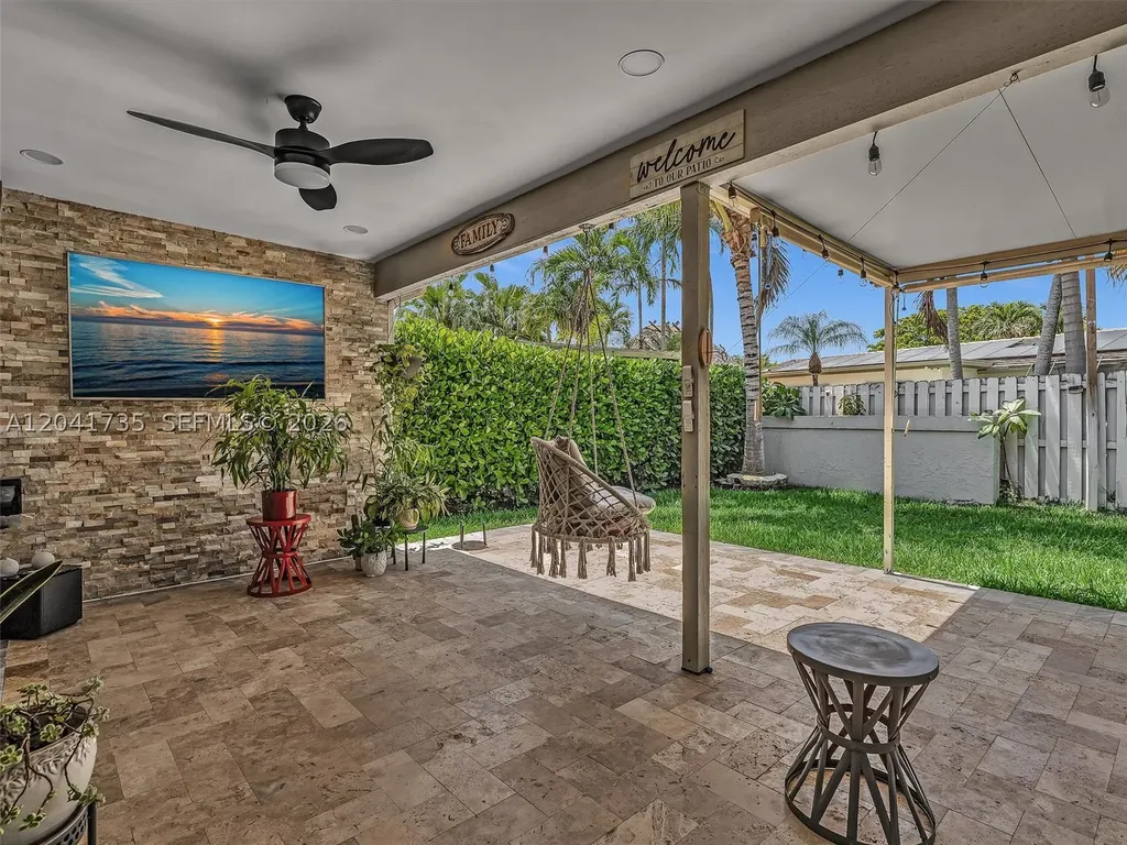 1851 Riverwood Lane Coral Springs FL 33071