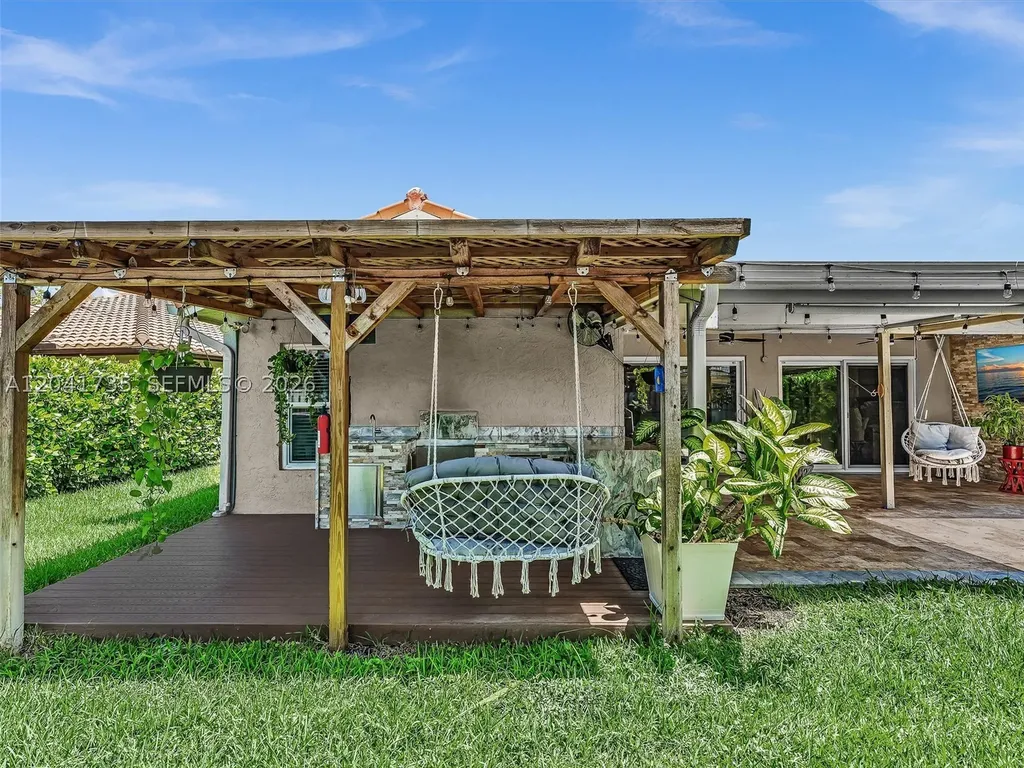 1851 Riverwood Lane Coral Springs FL 33071