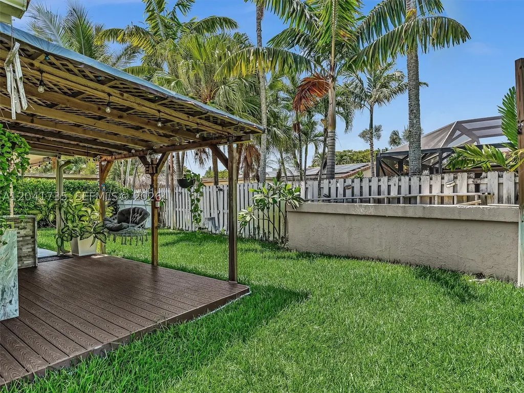 1851 Riverwood Lane Coral Springs FL 33071