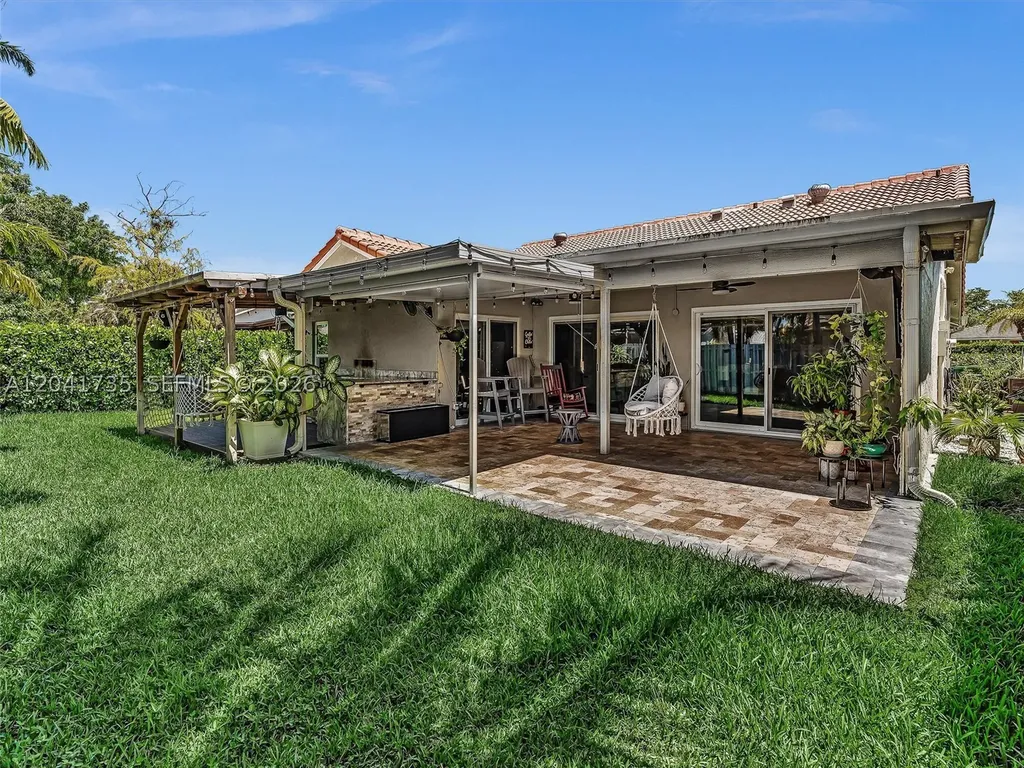 1851 Riverwood Lane Coral Springs FL 33071