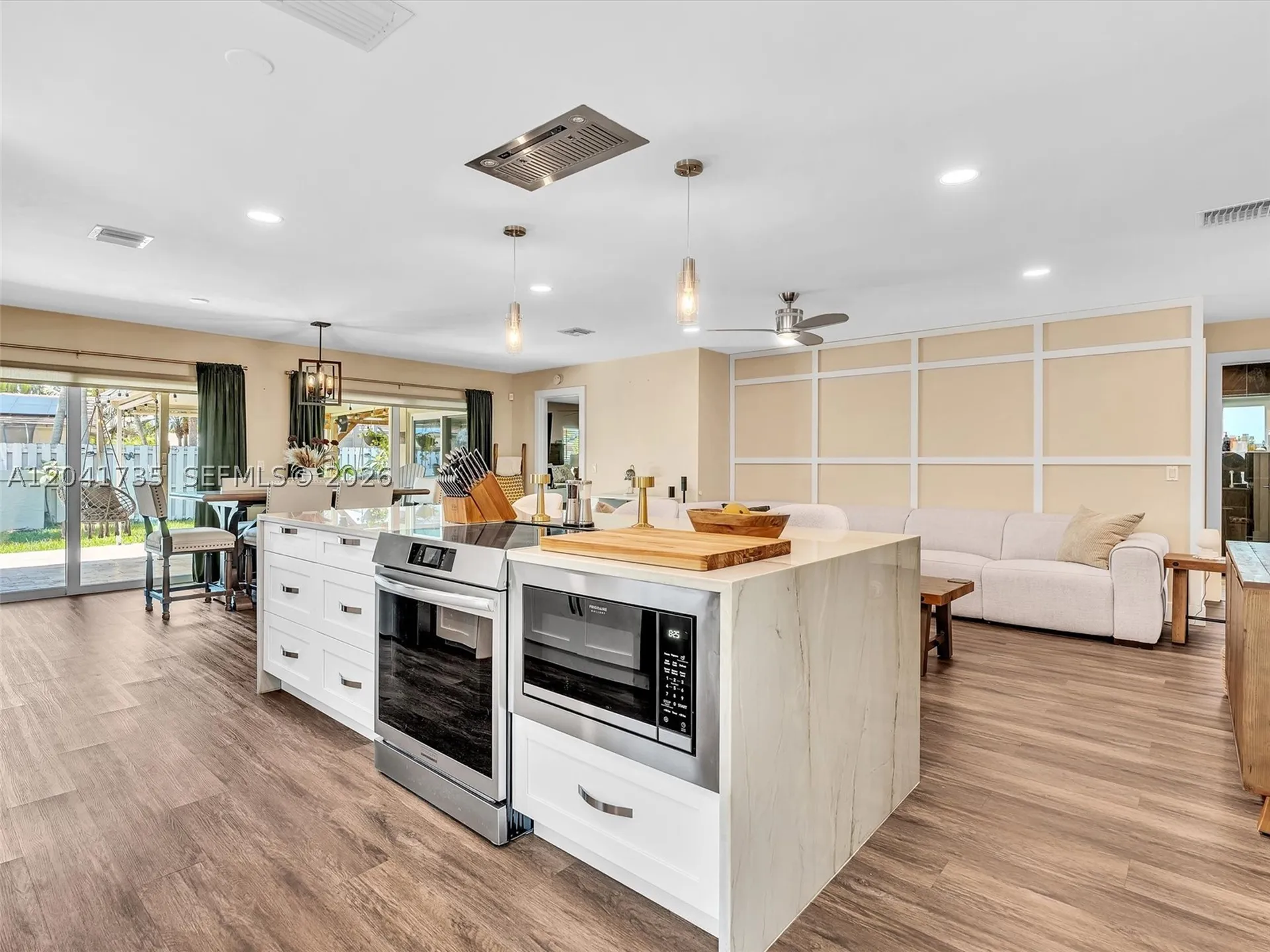 1851 Riverwood Lane Coral Springs FL 33071