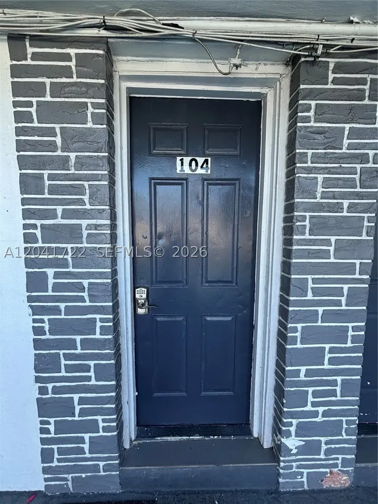 1843 Dewey Street Hollywood FL 33020