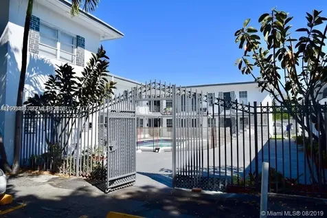 1843 Dewey Street Hollywood FL 33020