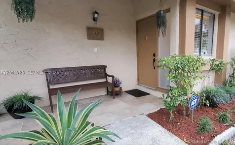40 Wimbledon Lake Drive Plantation FL 33324