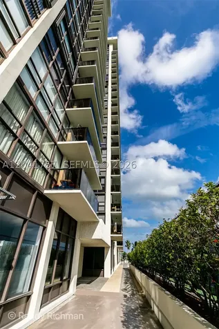 600 NE 36th Street Miami FL 33137