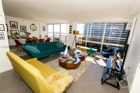 600 NE 36th Street Miami FL 33137