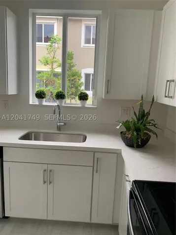 1068 SE 24th Avenue Homestead FL 33035