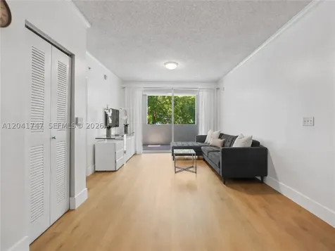 17145 N Bay Road Sunny Isles Beach FL 33160