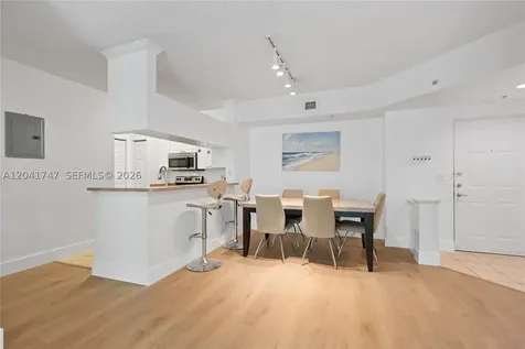 17145 N Bay Road Sunny Isles Beach FL 33160