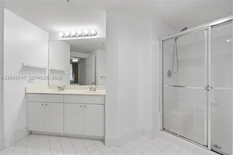 17145 N Bay Road Sunny Isles Beach FL 33160