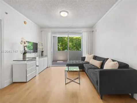 17145 N Bay Road Sunny Isles Beach FL 33160