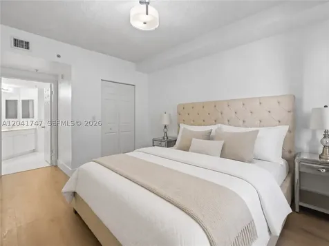 17145 N Bay Road Sunny Isles Beach FL 33160