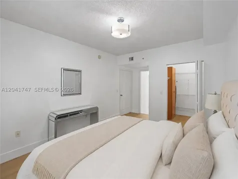17145 N Bay Road Sunny Isles Beach FL 33160