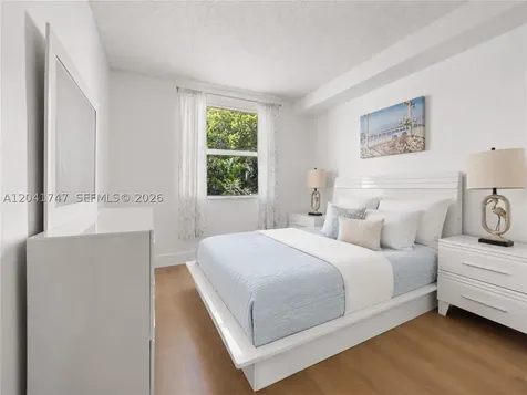 17145 N Bay Road Sunny Isles Beach FL 33160