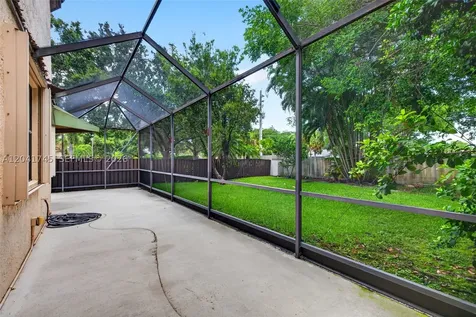 1380 NW 103rd Terrace Plantation FL 33322