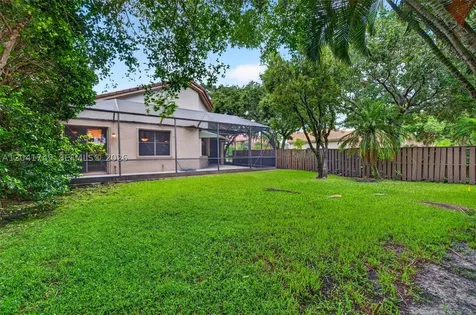 1380 NW 103rd Terrace Plantation FL 33322