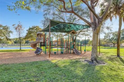 1380 NW 103rd Terrace Plantation FL 33322
