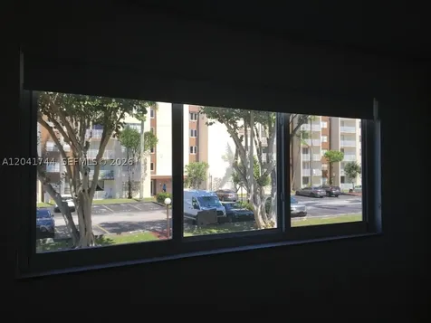 6930 Miami Gardens Drive Hialeah FL 33015