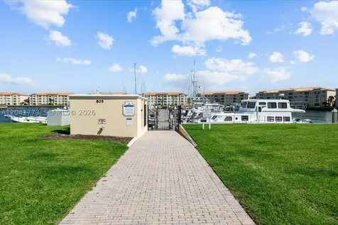 38 E Harbour Isle Drive E Fort Pierce FL 34949