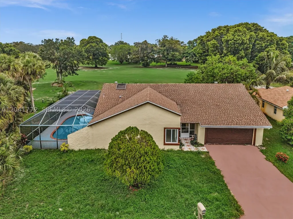 8813 Paradise Court Tamarac FL 33321