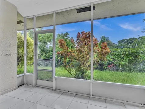 8813 Paradise Court Tamarac FL 33321