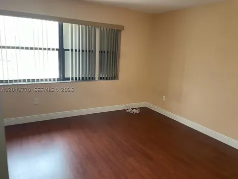 10851 SW 6th Street Sweetwater FL 33174